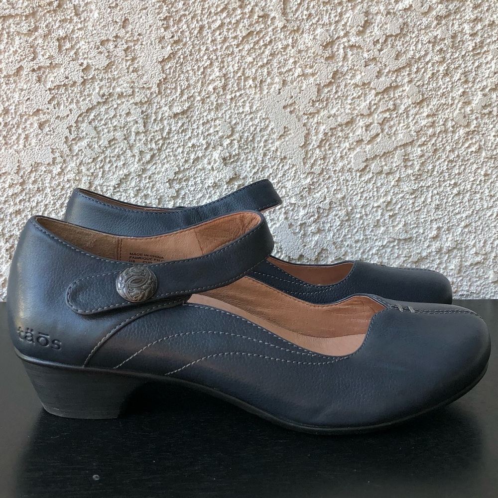 Taos Mary Janes Women’s Shoes